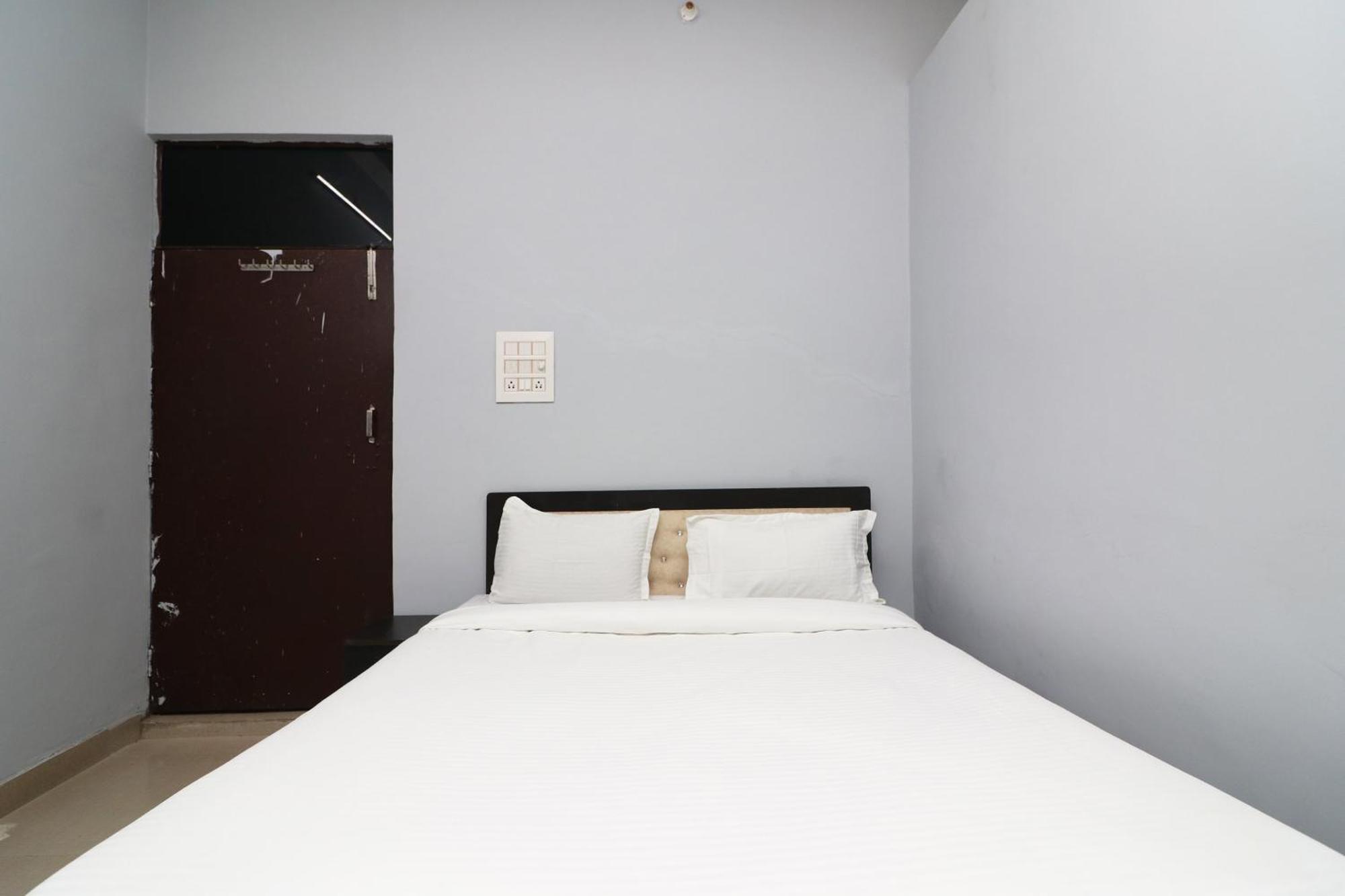 Hotel O Mulaqat Dadri Екстер'єр фото