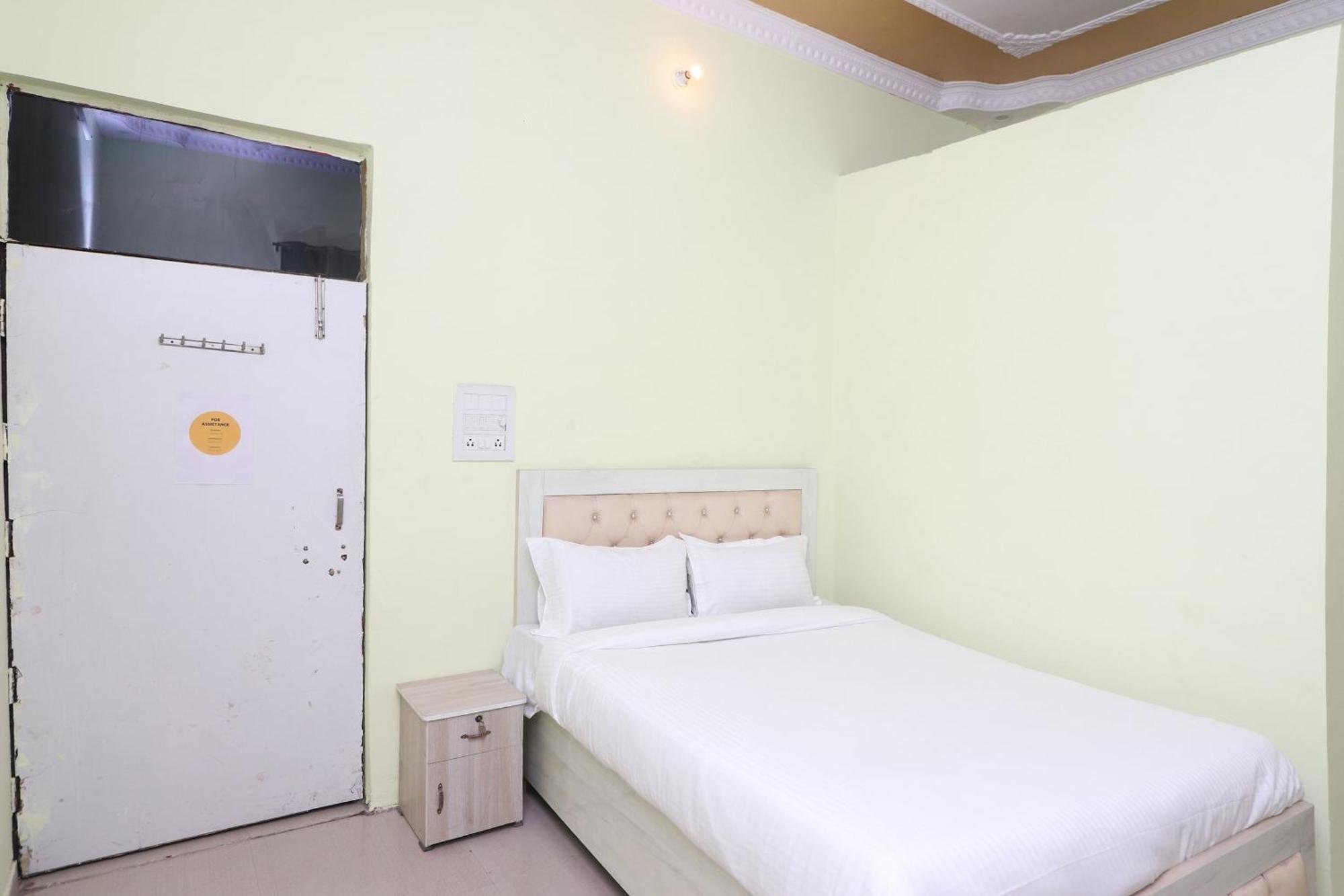 Hotel O Mulaqat Dadri Екстер'єр фото