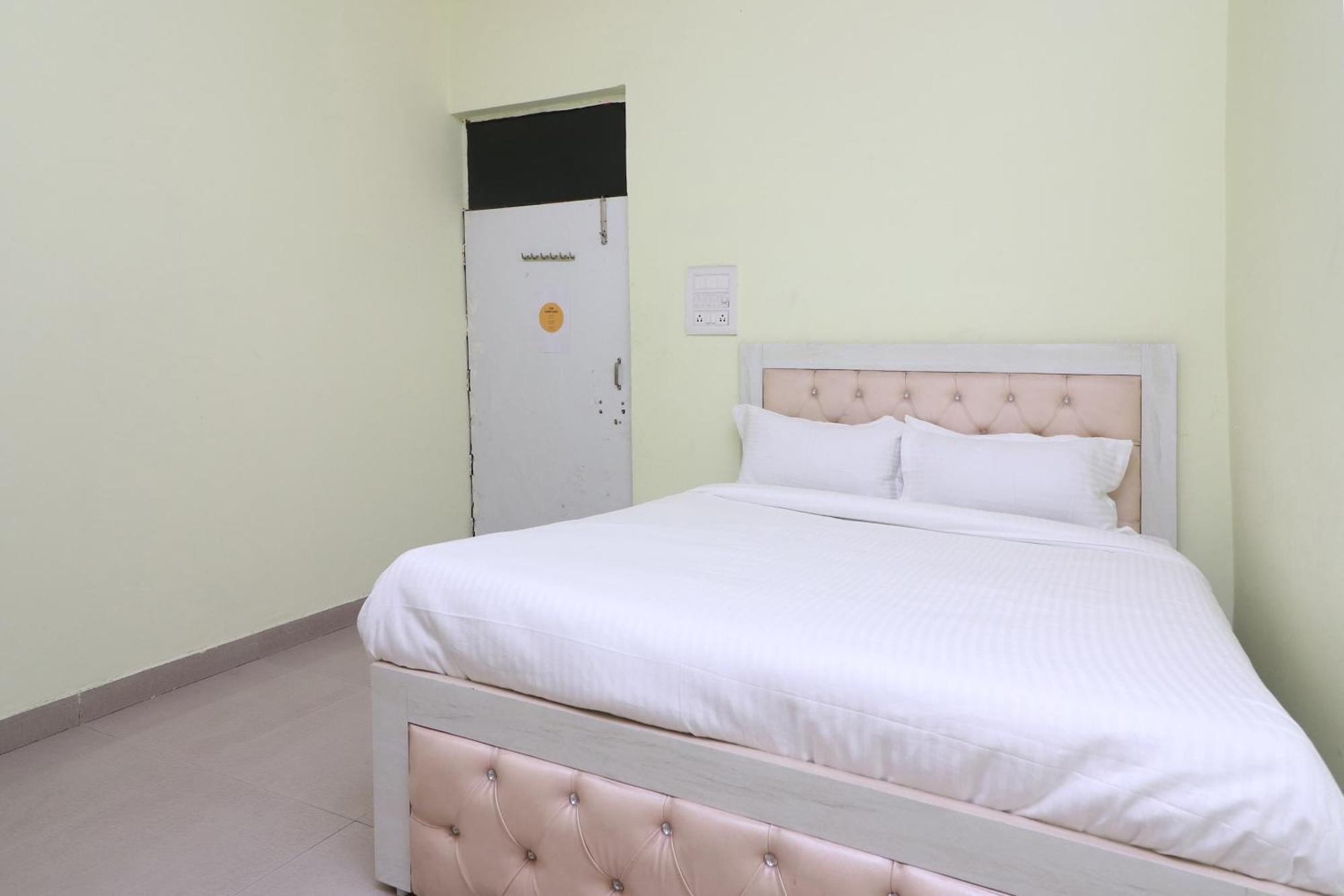 Hotel O Mulaqat Dadri Екстер'єр фото